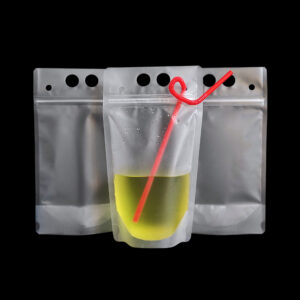 In stock Bags 500ml Plastic Standing up Drink Pouches With Straw Hole